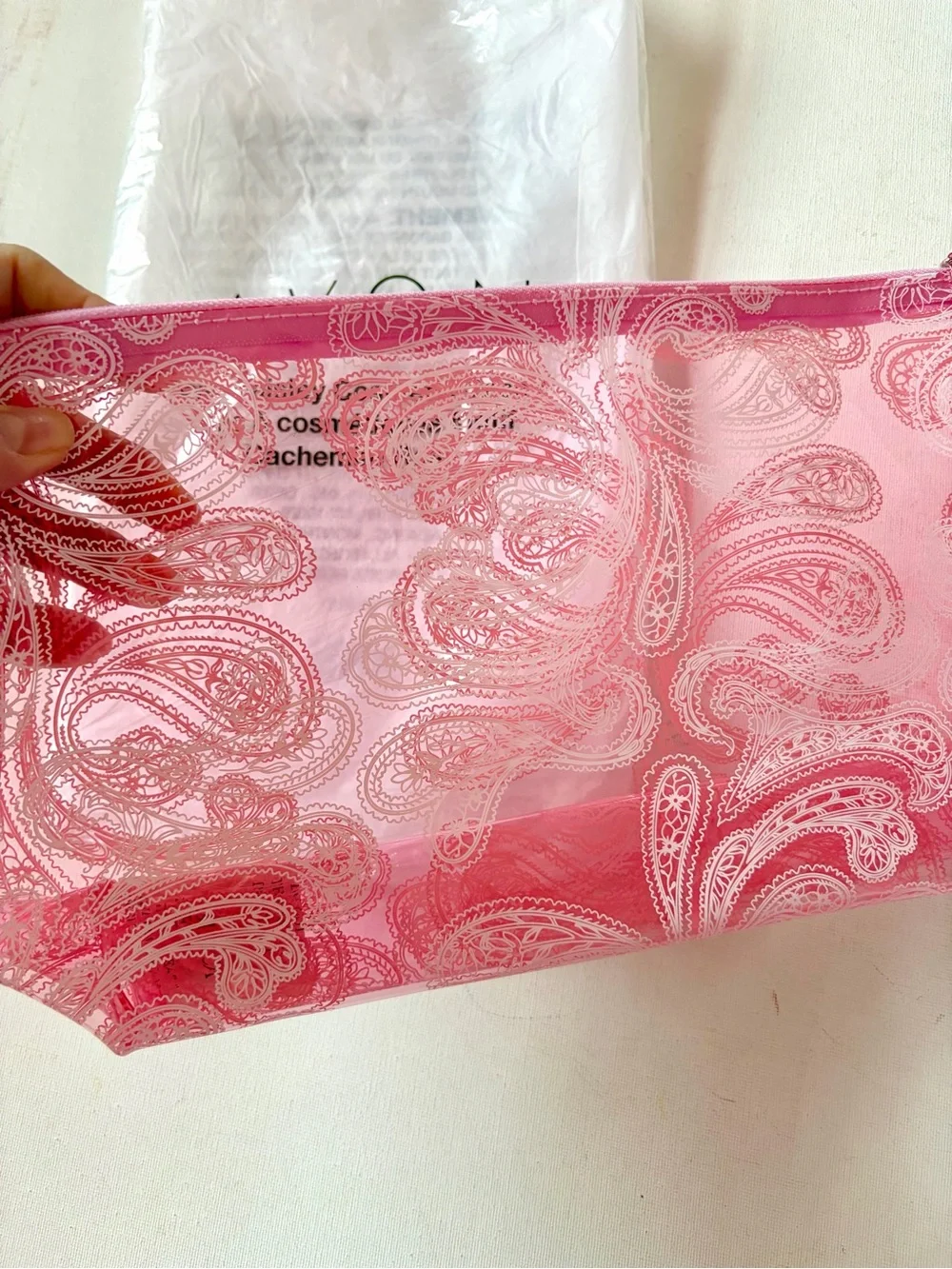 Avon Pink Paisley Zip Cosmetic Pouch
